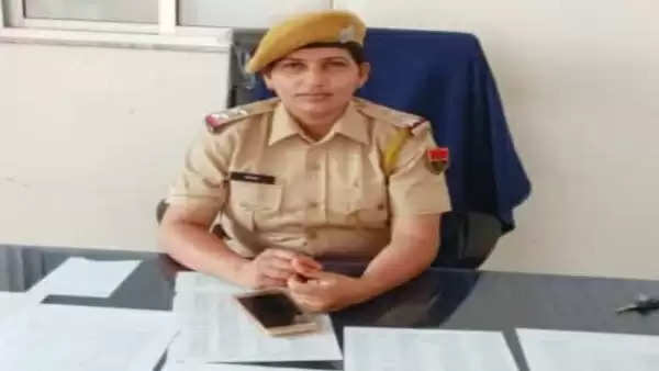 गाड़िया लोहार परिवार की बेटी कमला लोहार (Kamla Lohar) मेहनत और लगन से एसआई (SI) बनकर कायम की मिसाल, समाज में इकलौती है पुलिस अधिकारी
