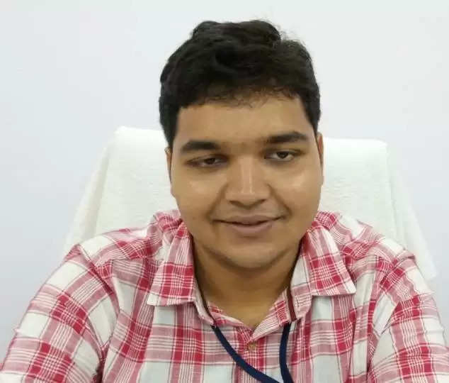 नौकरी के साथ-साथ मेहनत व लगन से यूपीएससी की परीक्षा पास कर मनीष कुमार बने आईएएस, बताया परीक्षा की तैयारी का अलग तरीका