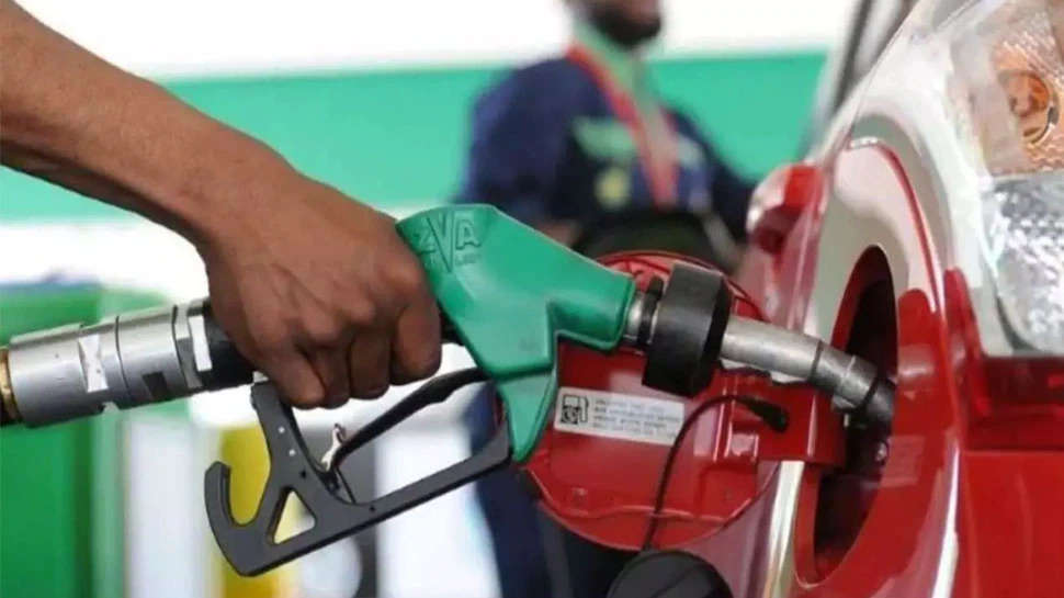 Petrol-Diesel Price: क्या है पेट्रोल-डीजल की आज की कीमत, फटाफट देखें यहां पूरी लिस्ट