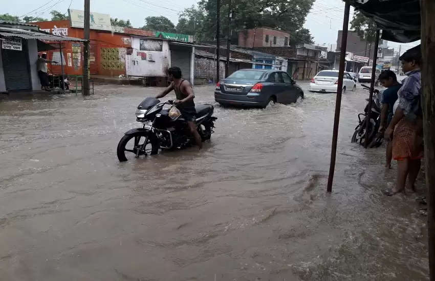 Rain Alert: राजस्थान में फिर से झमाझम बारिश को लेकर आई बड़ी खबर, फटाफट देखें मौसम पूर्वानुमान