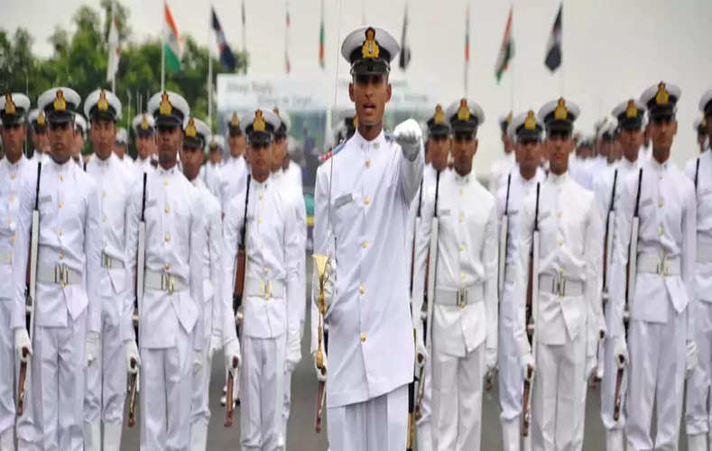 Indian navy Bharti 2022: फायरमैन सहित इन पदों पर निकली भर्ती, यहां करें अप्लाई
