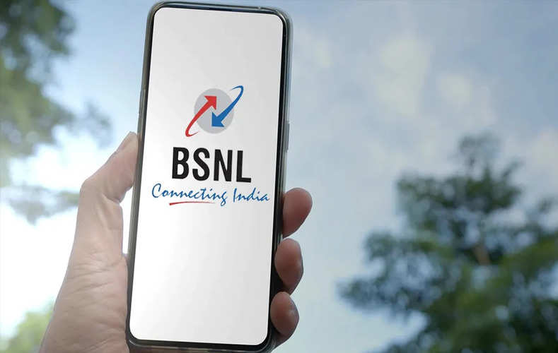 BSNL ने लॉन्च किया धुआंधार Prepaid Plan, 300 दिन की वैलिडिटी और हर महीने 75GB डेटा; जानिए पूरे Benefits