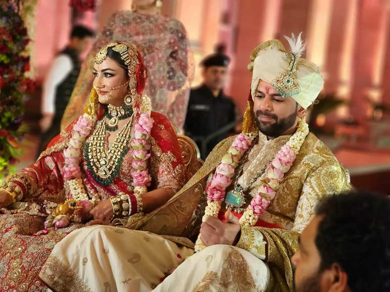 Digvijay Chautala Wedding Photos: दिग्विजय चौटाला और लगन रंधावा की शादी की तस्वीरें, Photos Viral