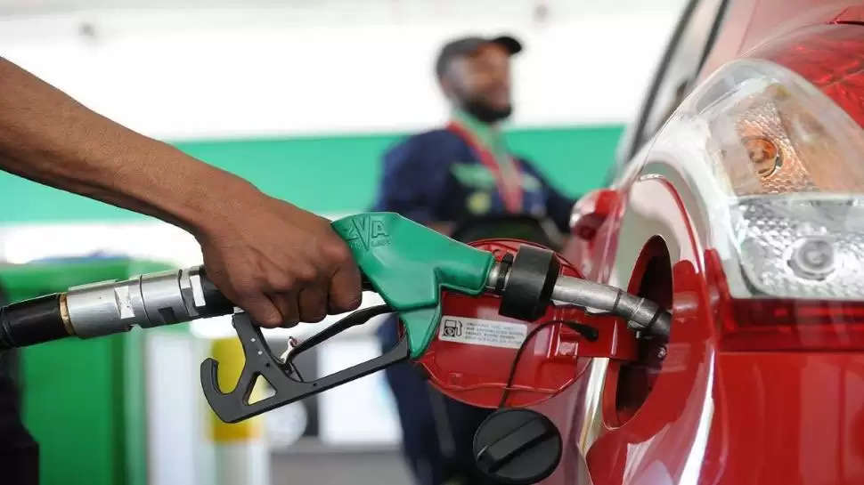 Petrol-Diesel Price: देश में 12 रुपये सस्ता हो सकता है पेट्रोल-डीजल! कच्चे तेल की कीमतों से मिल रहे संकेत