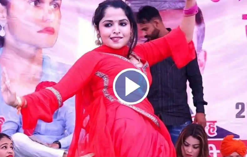 Haryanvi Dance Video: मुस्कान बेबी के बवाली ठुमकों को देख भीड़ हुई पागल, नजरें हटाना हुआ मुश्किल